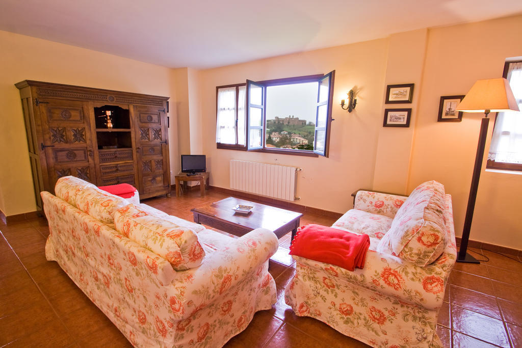 Vivienda Casa Luisa Lejlighed Comillas Eksteriør billede