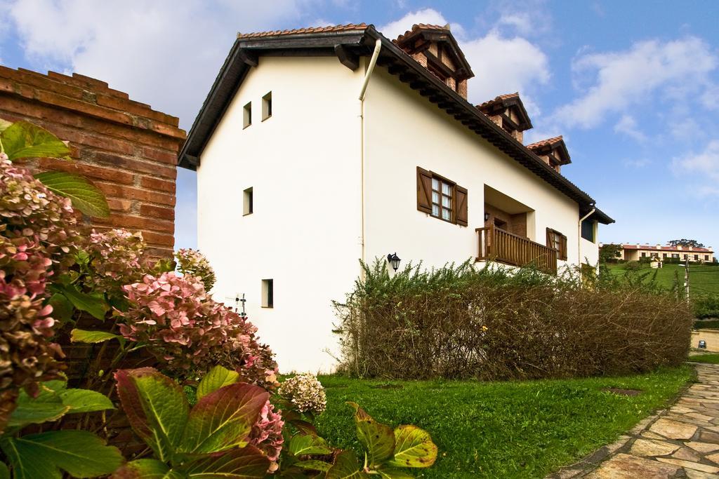 Vivienda Casa Luisa Lejlighed Comillas Eksteriør billede