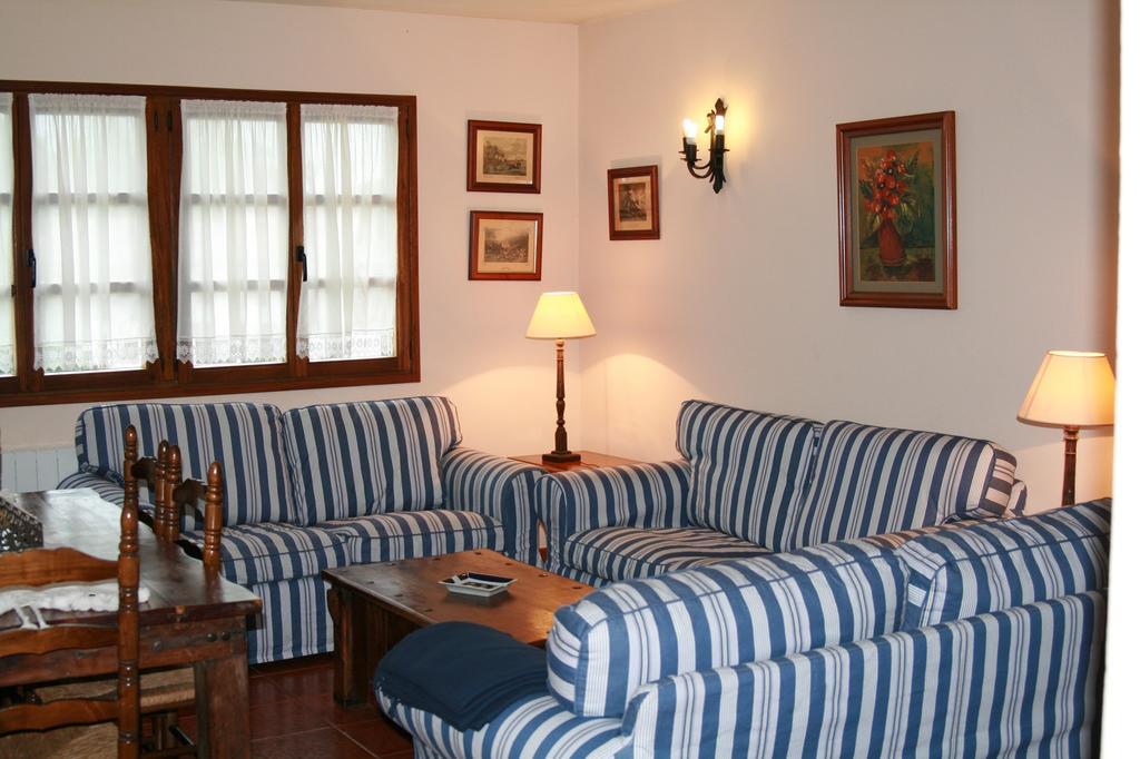 Vivienda Casa Luisa Lejlighed Comillas Eksteriør billede